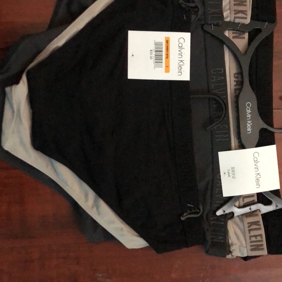 Calvin Klein underwear all brand new - Picture 3 of 7